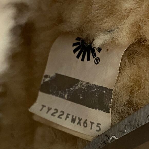 UGG Classic Ultra Mini Chestnut Boots Size 7 - Picture 14 of 14